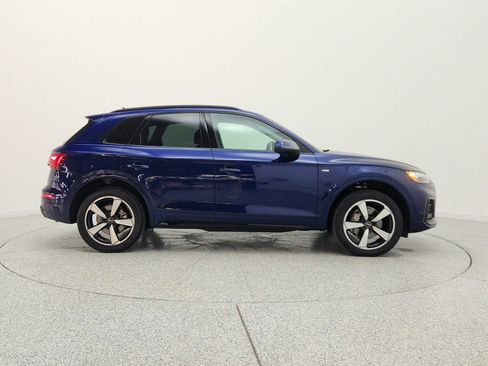 Used 2023 Audi Q5 2.0T Premium Plus w/ Premium Plus Package AWD/4WD image 4