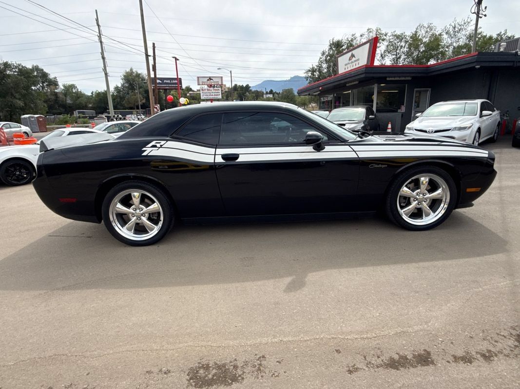 Used 2013 Dodge Challenger R/T RWD image 8
