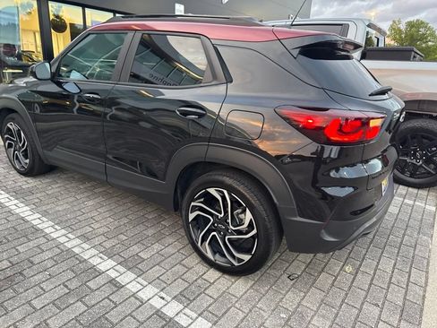 Used 2025 Chevrolet TrailBlazer RS w/ Convenience Package FWD image 7