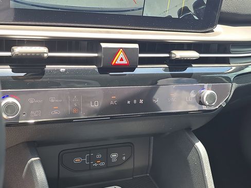 New 2026 Kia Sportage SX FWD image 26