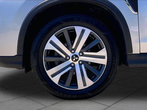 Used 2024 Mitsubishi Outlander Sport SE AWD/4WD image 11