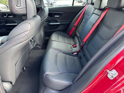 Used 2025 Mercedes-Benz C 43 AMG 4MATIC Sedan image 23
