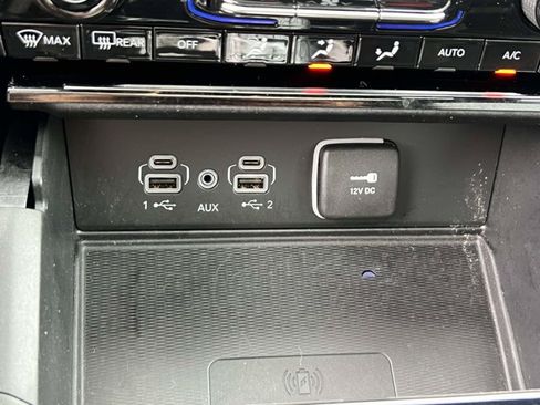 Used 2025 Jeep Grand Cherokee Laredo X w/ Luxury Tech Group I AWD/4WD image 31