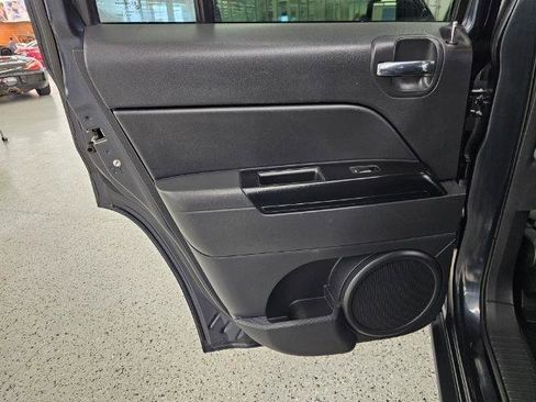 Used 2016 Jeep Patriot Sport w/ Power Value Group image 23