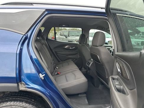 Used 2023 GMC Terrain SLE w/ Driver Convenience Package AWD/4WD image 15