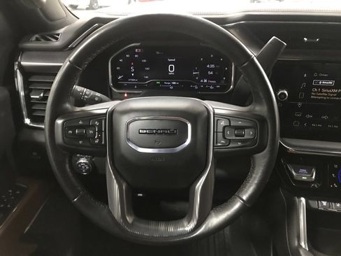 Used 2025 GMC Sierra 3500 Denali Ultimate image 17