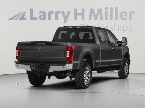Used 2021 Ford F250 Lariat AWD/4WD image 2