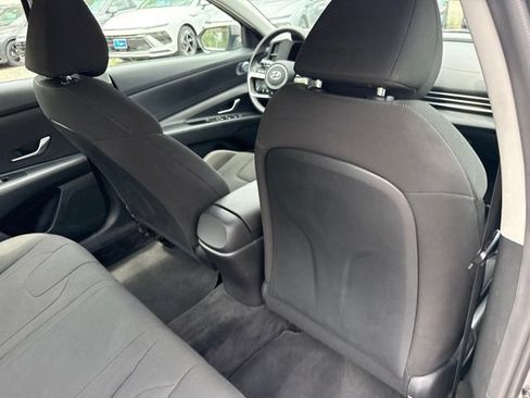 Used 2023 Hyundai Elantra SEL FWD image 22