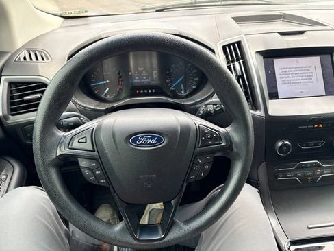 Used 2020 Ford Edge SE FWD image 9