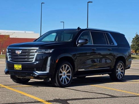 Used 2021 Cadillac Escalade ESV Premium Luxury Platinum image 36