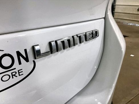 Used 2021 Jeep Grand Cherokee L Limited image 26