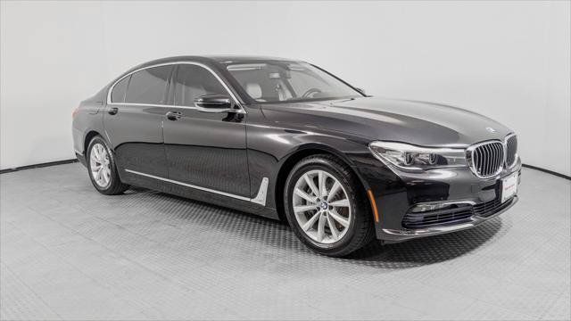 Used 2017 BMW 740i RWD image 11