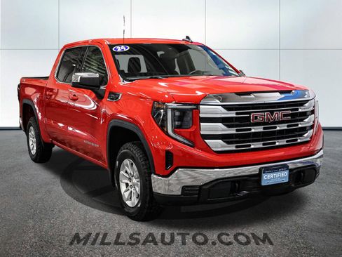 Used 2024 GMC Sierra 1500 SLE image 11