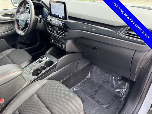 Used 2025 Ford Escape ST-Line w/ Equipment Group 301A image 6