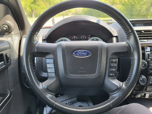Used 2010 Ford Escape XLT FWD image 16