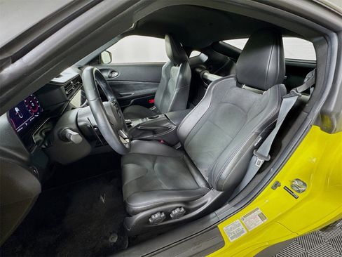 Used 2024 Nissan Z Performance w/ Floor Mat Package image 14
