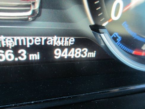 Used 2018 BMW X5 xDrive50i w/ M Sport Package image 27