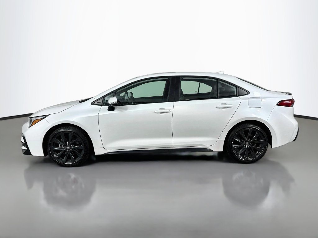 Used 2024 Toyota Corolla XSE FWD image 10