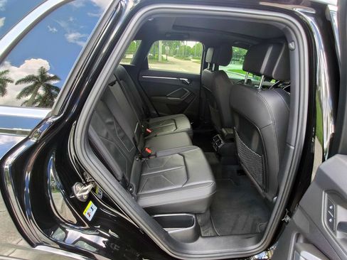 Used 2020 Audi Q3 2.0T Premium Plus w/ Premium Plus Package AWD/4WD image 38