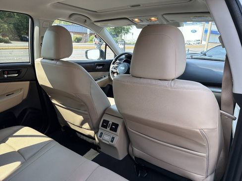 Used 2018 Subaru Outback 2.5i Limited AWD/4WD image 26