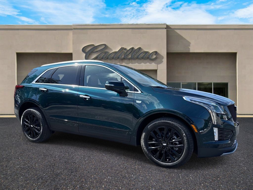 New 2026 Cadillac XT5 Premium Luxury w/ LPO, ONYX Package AWD/4WD image 1