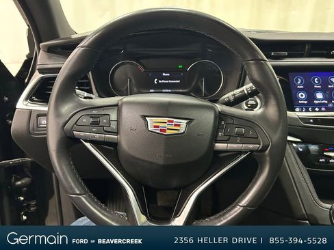 Used 2023 Cadillac XT6 Luxury image 21