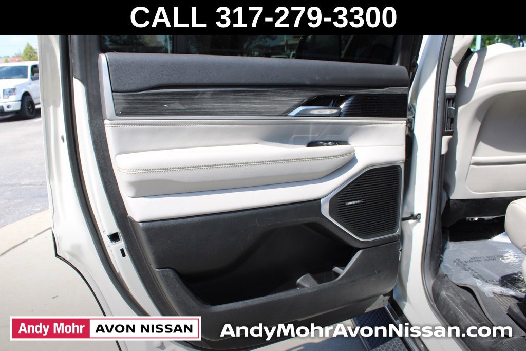 Used 2022 Jeep Wagoneer Series II w/ Premium Group I AWD/4WD image 26