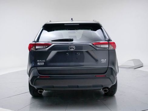Used 2025 Toyota RAV4 XLE w/ Convenience Package image 10