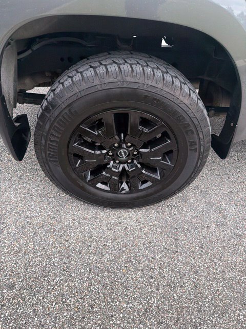 Used 2023 Nissan Frontier SV w/ Technology Package AWD/4WD image 12