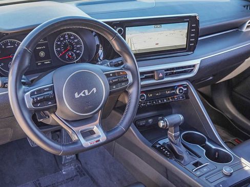 Used 2022 Kia K5 GT-Line image 9