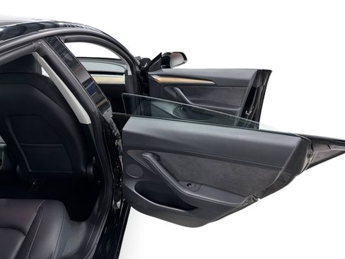 Certified 2023 Tesla Model 3 Standard Range RWD image 12