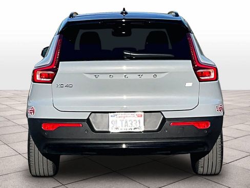Used 2024 Volvo XC40 Recharge Plus w/ Protection Package Premier image 7