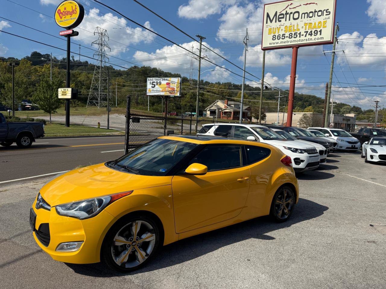 Used 2016 Hyundai Veloster w/ Option Group 03 FWD image 9