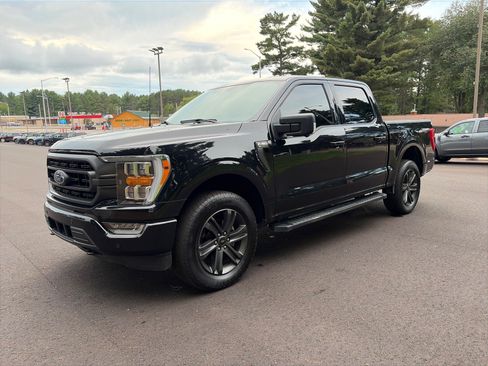 Used 2023 Ford F150 XLT w/ Equipment Group 302A High AWD/4WD image 3