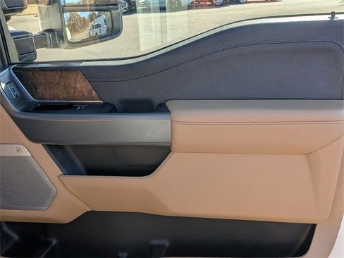 Used 2023 Ford F250 Lariat w/ Lariat Ultimate Package image 36