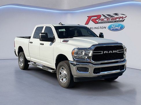 Used 2024 RAM 2500 Tradesman w/ Chrome Appearance Group image 2