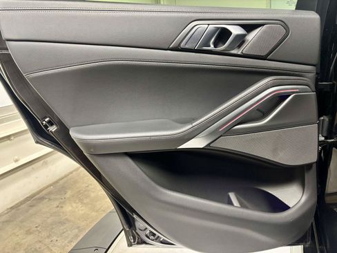 Used 2023 BMW X6 xDrive40i w/ M Sport Package AWD/4WD image 19