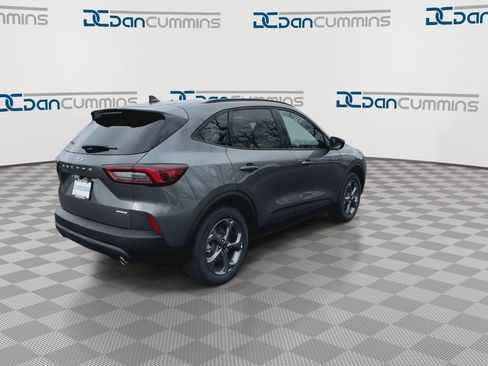 New 2025 Ford Escape ST-Line w/ Cold Weather Package AWD/4WD image 8