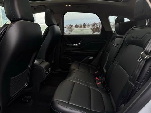 New 2026 Lincoln Corsair Premiere image 18