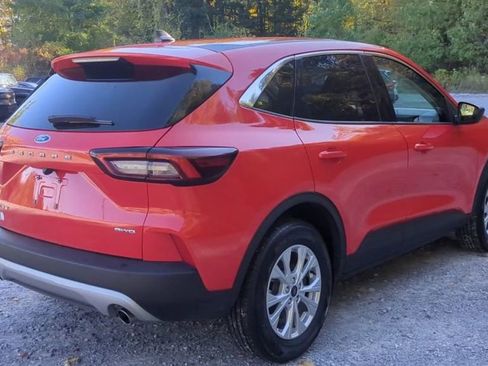 Used 2024 Ford Escape Active image 18