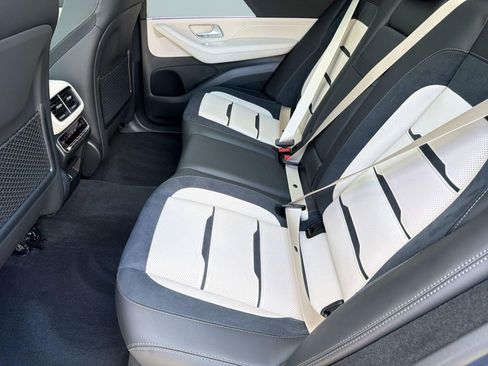 New 2026 Mercedes-Benz GLE 53 AMG 4MATIC image 15