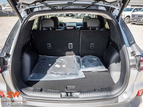 Used 2024 Ford Escape SE w/ PHEV Premium Package image 5