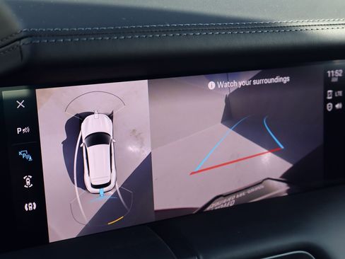 Certified 2023 Porsche Taycan GTS image 19