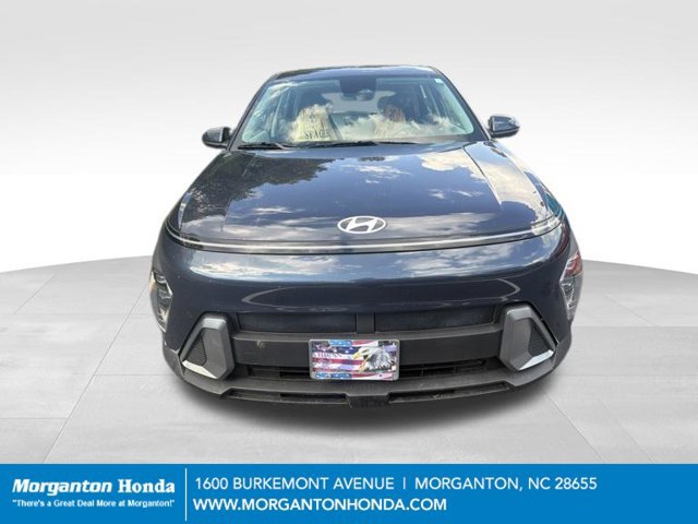 Used 2025 Hyundai Kona SE FWD image 2