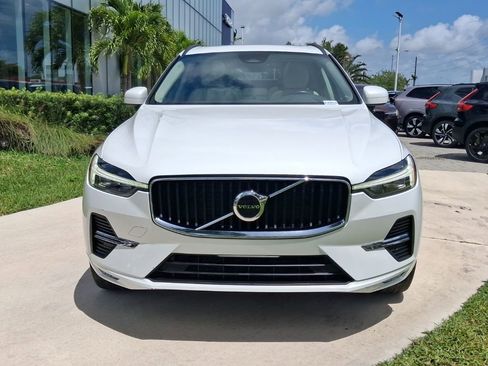 Used 2023 Volvo XC60 B5 Core w/ Protection Package Premier image 2