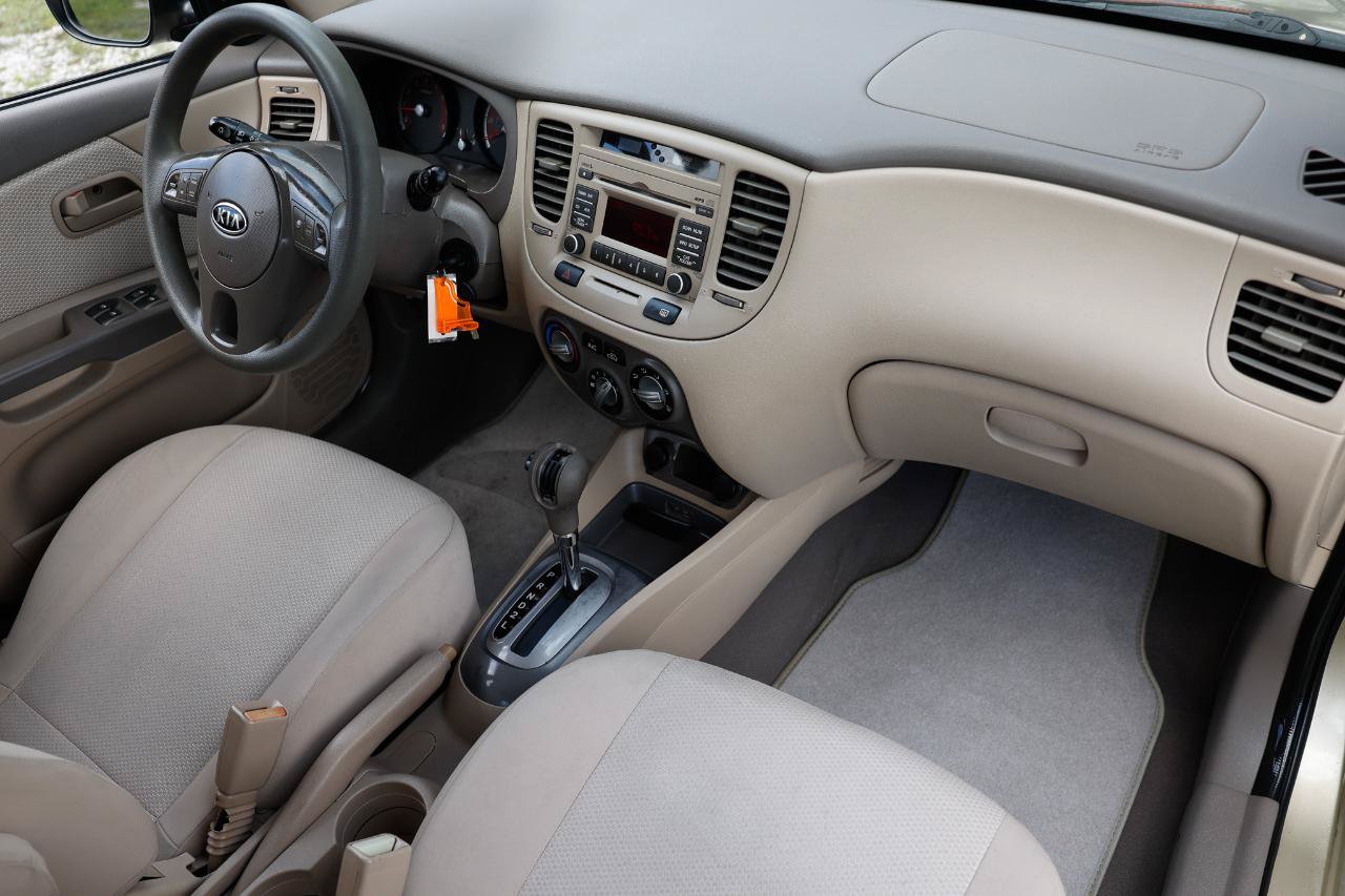 Used 2010 Kia Rio LX w/ Value Pkg FWD image 16
