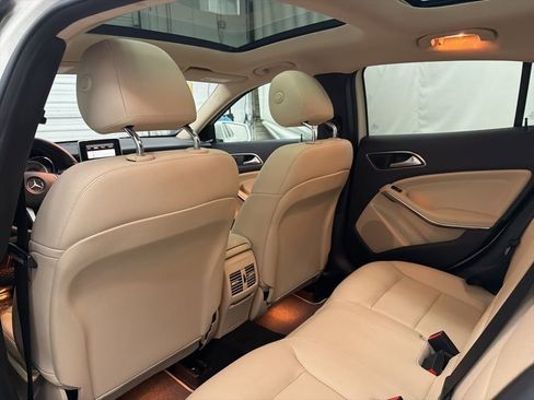 Certified 2015 Mercedes-Benz GLA 250 4MATIC image 18