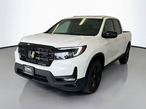 New 2026 Honda Ridgeline Black Edition image 4