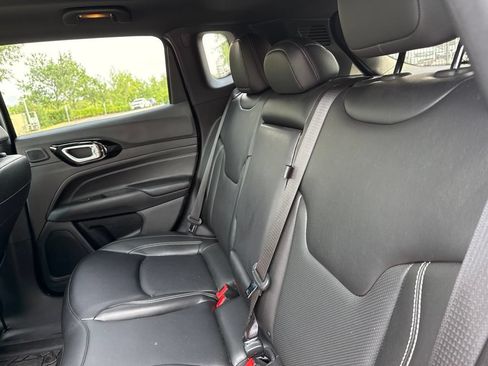 Used 2022 Jeep Compass High Altitude AWD/4WD image 10