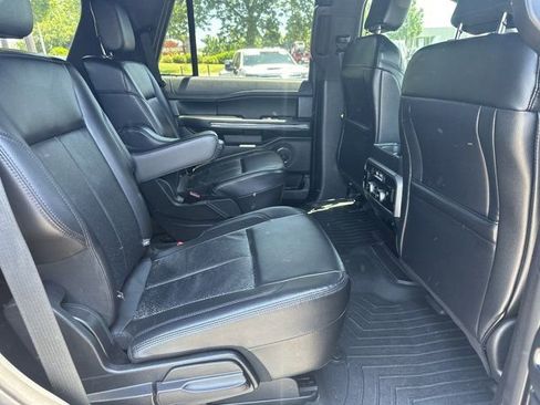 Used 2020 Ford Expedition XLT w/ Equipment Group 202A RWD image 19
